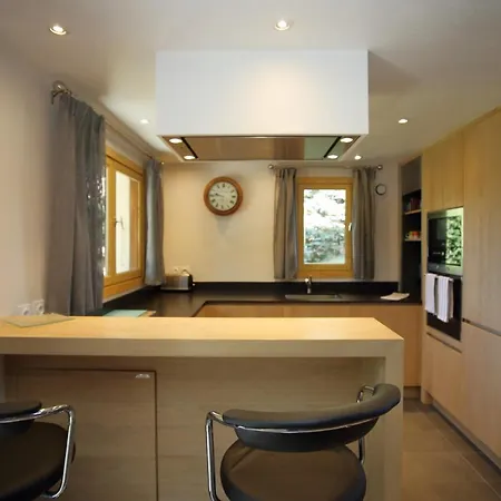 Chalet Standing A Proximite Du Centre